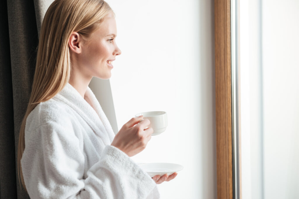 Morning and evening skincare routine for healthy skin