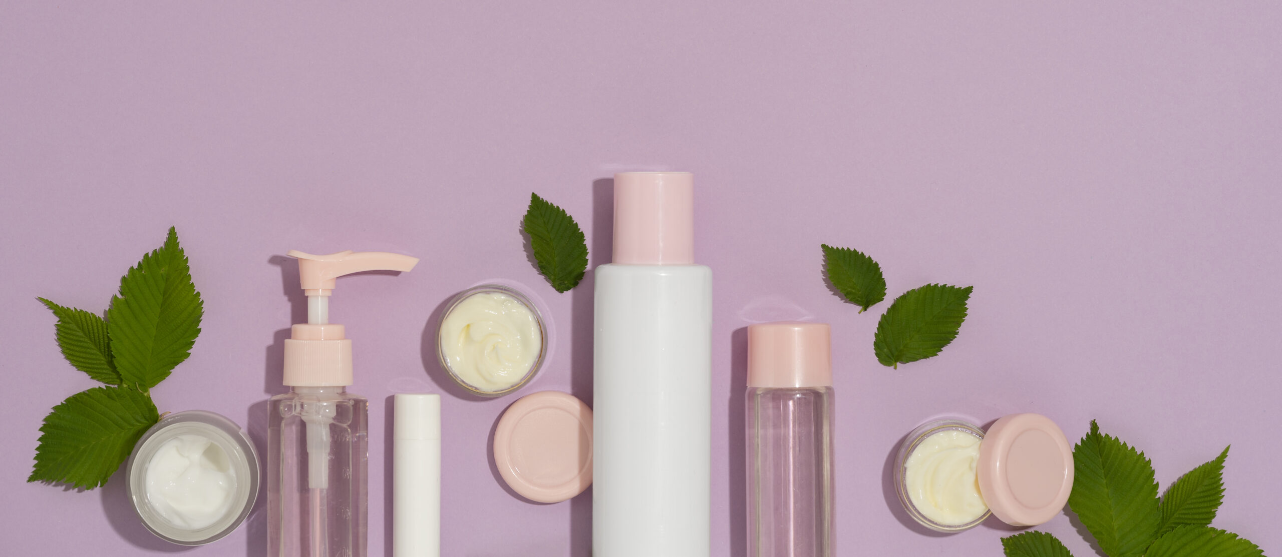 Discover the Ultimate Day and Night Skincare Routine for Oily Skin Day and night skincare routine products for oily skin.